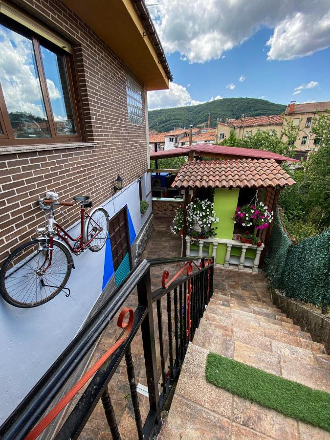 Casa Julian Villa Cistierna Eksteriør bilde