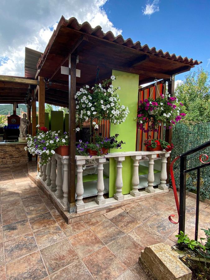 Casa Julian Villa Cistierna Eksteriør bilde