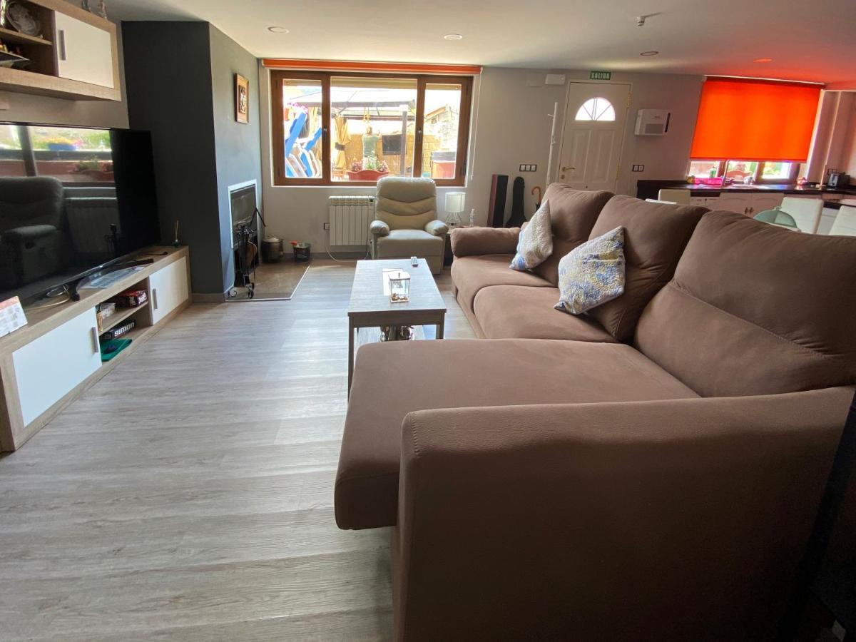 Casa Julian Villa Cistierna Eksteriør bilde